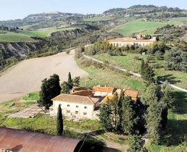 Borgo di ampia superficie da ristrutturare - Vo...