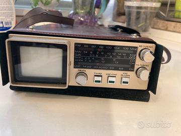 Vintage radio tv 1980