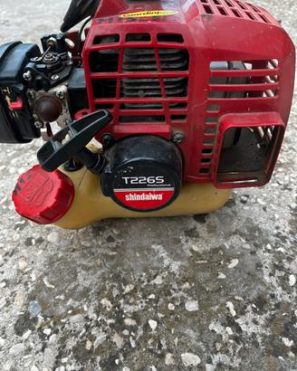 Si vende decespugliatore
