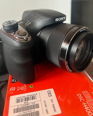 Macchina fotografica  Sony con guatodia Sony