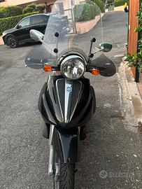 Beverly 250