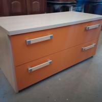 Cassettiera con guide in metallo