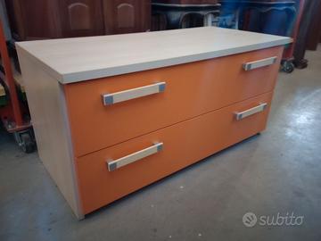 Cassettiera con guide in metallo