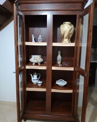 Vetrina esposizione, legno toni caldi