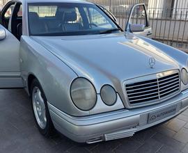 MERCEDES-BENZ E 200 cat Avantgarde