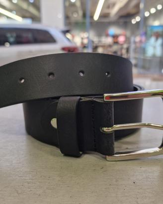 Cintura nera in vera pelle Made in italy con fibbi