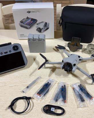 DJI Mini 4 Pro Fly More Combo Plus + DJI RC 2