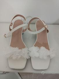 Scarpe bianche nuove n. 38