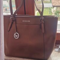 micheal kors Seminuova