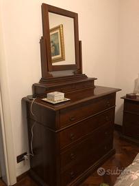 Comò in noce massello