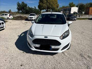 Ford Fiesta 1.5 TDCi 75CV 3 porte Titanium