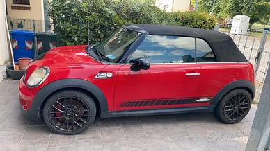 MINI Mini Cabrio (R57) - 2012