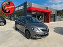 lancia-ypsilon-1-0-hybrid-platino-full-optional