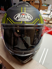 Casco Airoh Rides Land