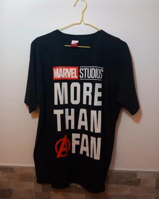 Maglietta Marvel Studios - More Than A Fan