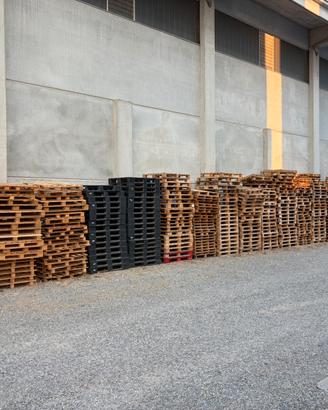 Bancali in legno 1€