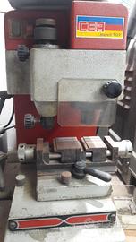 Macchina riproduzioni chiavi cea super top