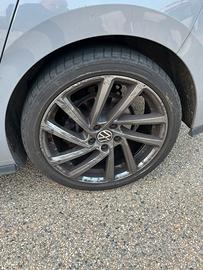 Cerchi e gomme da 18 gmp per golf 8