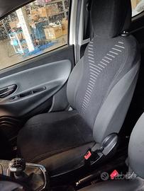 Sedile anteriore dx LANCIA YPSILON del 2011
