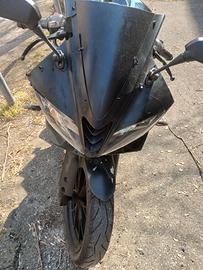 moto yamaha R125