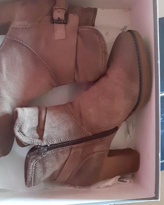 Stivaletto donna 39 marca Manas