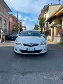 Opel astra 1.4 100cv 5p elective
