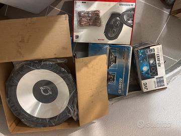 Casse jvc, lettore mp3,subwoofer e casse
