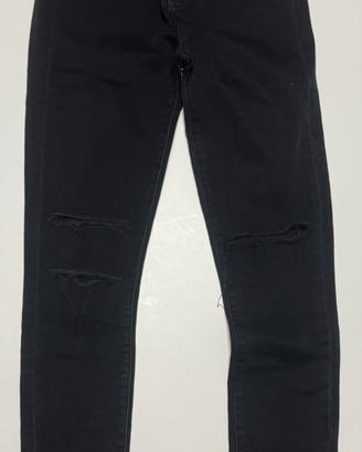 Jeans nero strappato paige