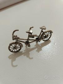 Bici tandem miniatura argento vintage da col