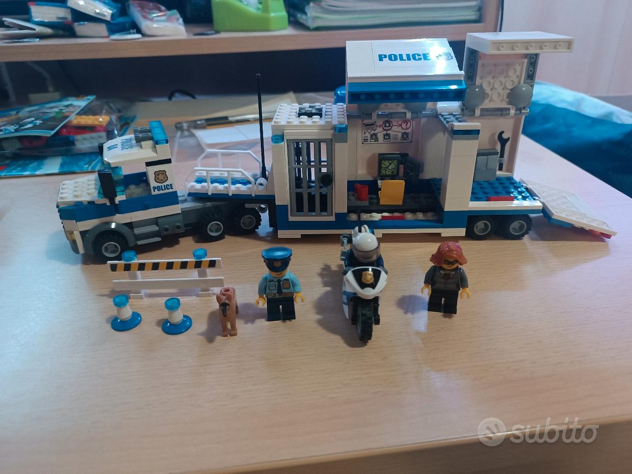 Lego City Police Centro di Comando Mobile Set Costruzioni con 3 Min