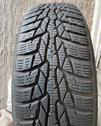Nokian Invernali M+S 155 65 R14 75T + cerchi
