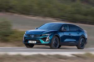 PEUGEOT 408 Hybrid 145 e-DCS6 Allure