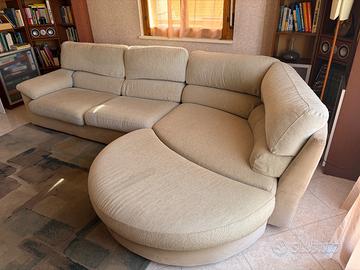 Divano letto con penisola