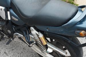 Suzuki GSX 1200 - 2000