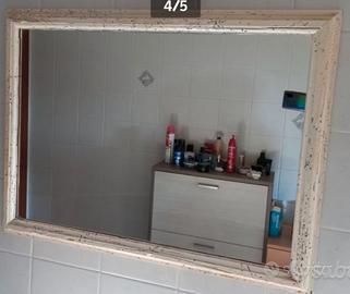 Specchio in radica verniciata