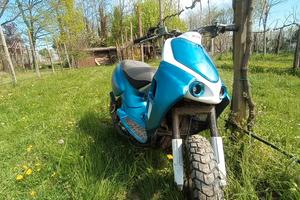 scooter Aprilia rally