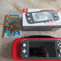 Nintendo Switch Lite + crash team racing+ custodia