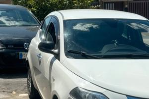 fari/stop lancia ypsilon