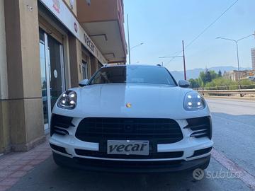 Porsche Macan 2.0 245cv sport tetto panoramico