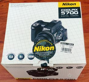 Nikon Coolpix 5700