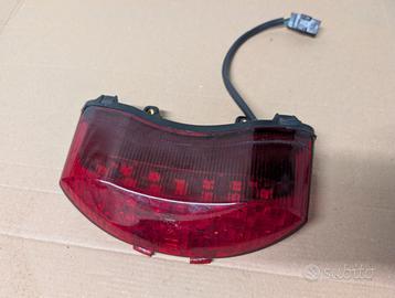 Faro Posteriore a LED Triumph Street Triple 675