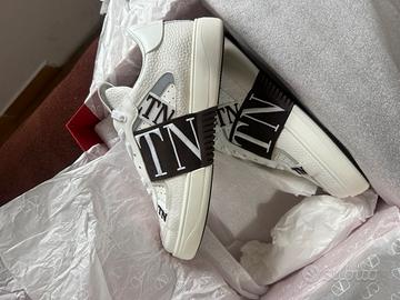 scarpe valentino garavani