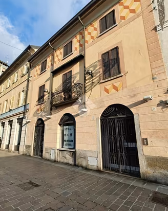 CASA INDIPENDENTE A CANTÙ