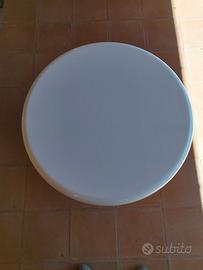 tavolo bianco Artemide modello Tondara