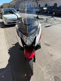 Honda integra 750 sport