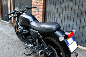 Moto guzzi v7 iii