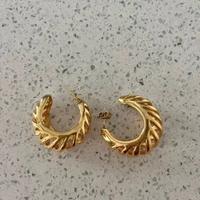Orecchini color oro