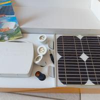 Pannello solare con 3 punti luce - nuovo