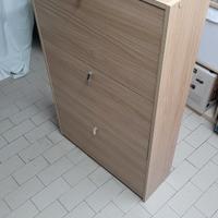 Scarpiera con tre ante