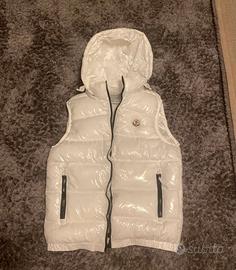 smanicato moncler bianco